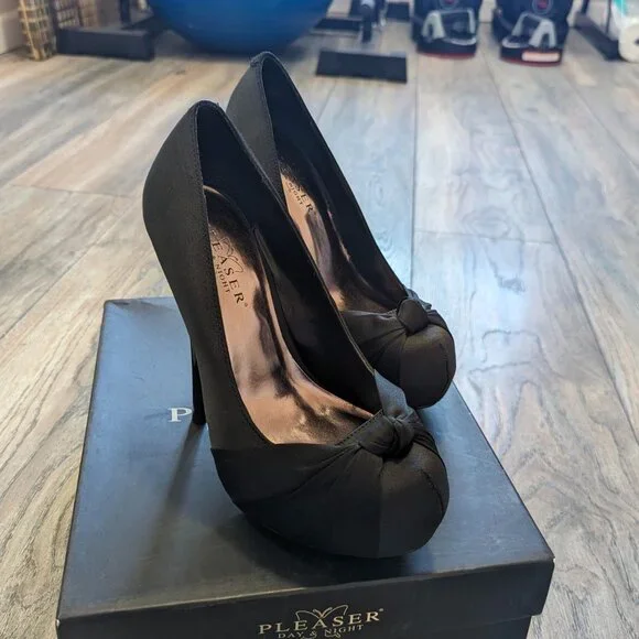 Pleaser Black Satin Heels Gorgeous 28 Platform Stiletto Pumps - Picture 1 of 8